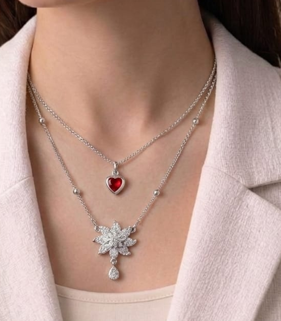 Layered Heart and Floral Pendant Necklace