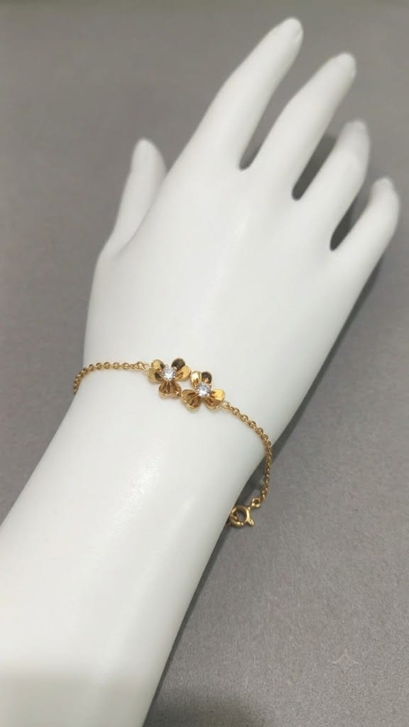 Twin Flower Crystal bracelet